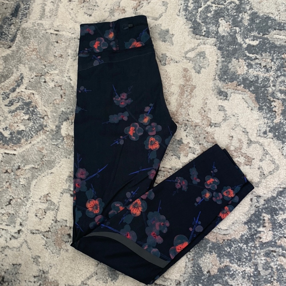 Sweaty Betty leggings, size S